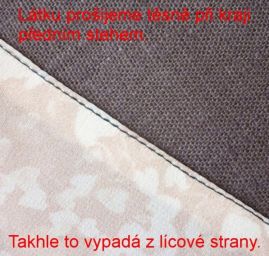 Z lícovej strany opäť prešijeme tesne pri kraji