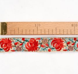 Vyšívaná stuha šantung 4cm červená