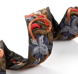 Vyšívaná stuha šantung drobné květy