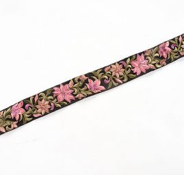 Vyšívaná stuha šantung 4cm pudrový květ