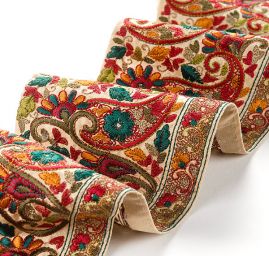 Vyšívaná stuha šantung paisley vzor olivová