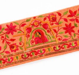 Vyšívaná stuha šantng motiv madony lososová