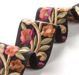 Vyšívaná stuha zlatobéžové květy