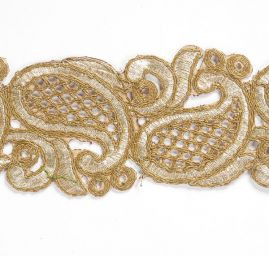 Krajková kovová stuha paisley motiv