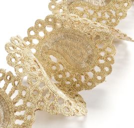 Krajková kovová stuha paisley vzor kapky