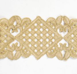 Krajková kovová stuha zlatobéžová