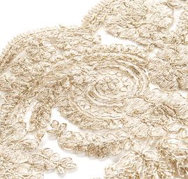 Krajka lem lurexová výšivka starozlatá