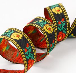 Stuha krojová vyšívaná černožlutá 2cm