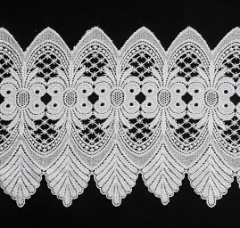 Krajka hrubá lem ornament slonová kost