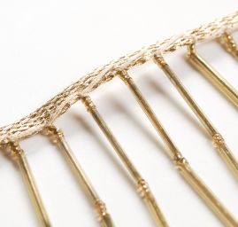 Porta korálkové třásně zlatá