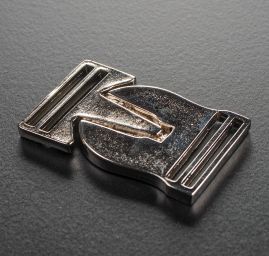 Spona opasková kov ovál průvlak 40 mm nikl