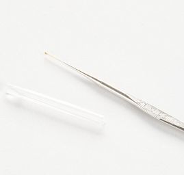 Kovový hček TULIP JAPAN kov č. 21  0,55mm 