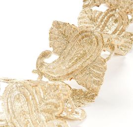 Krajková kovová stuha paisley vzor světle zlatá