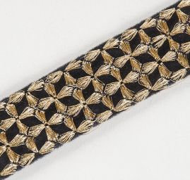 Sametová stuha vyšívaná geometrický vzor zlatý