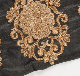 Šantungová stuha velká romantická výšivka zlatá II.jakost