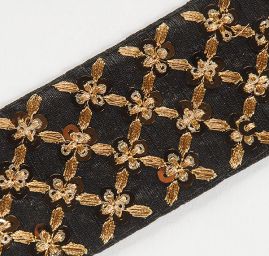 Šantungová stuha vyšívaná s flitry černá