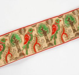 Stuha vyšívaná na šantungu ptáci červená