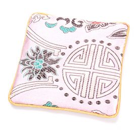 Elegantná brokátová taštička pastel ružová ornamnet