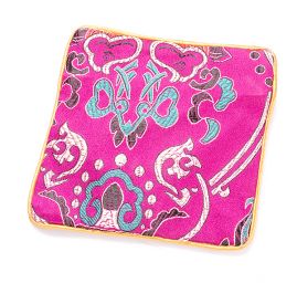 Elegantná brokátová taštička fuchise ornament