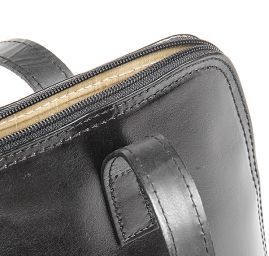 Kožená kabelka dámska čierna malá