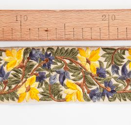 Vyšívaná stuha šantung květy žluté/modré