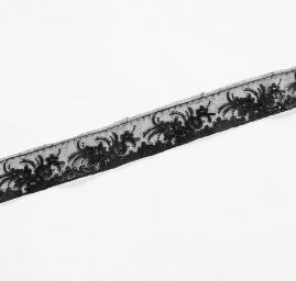 Krajka lem květy černé barvy