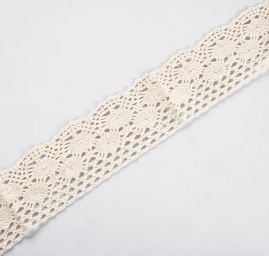 Krajka hrubá smetanová se vzorem