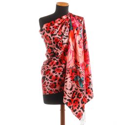 Efektní šála s třásněmi tygr/květy červená