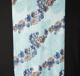 Velký šál viskoza mat vzor květy modrá