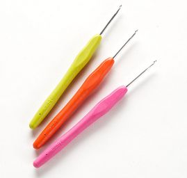 Háček kov se silikonovou ručkou vel. 3