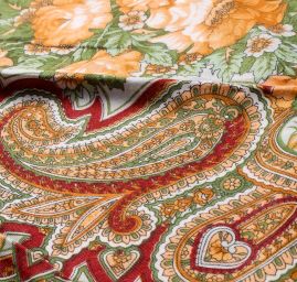 Šátek bavlna tisk folklórní vzor 130x130cm vínový