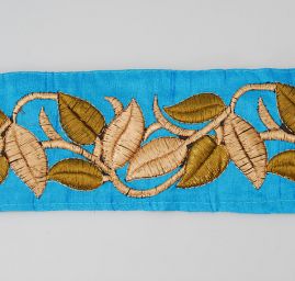 Porta vyšívaný šantung vzor lístky tyrkysová