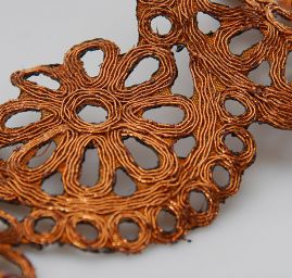 Porta stuha lurex měděná květy cynie