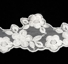 Krajková lemovací porta květy slonová kost