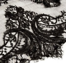 Krajkový lem rokokový motiv černá