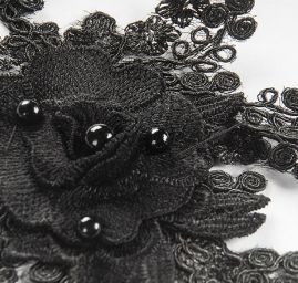 Krajková aplikace s plastickým květem černá