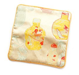 Elegantná brokátová taštička zlato béžová