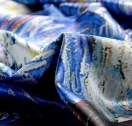 Šála satén malba Hvězdná noc/květy