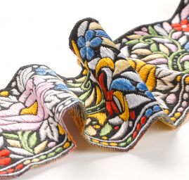 Vyšívaná stuha květinový vzor modro-žluto-červeno-zelená