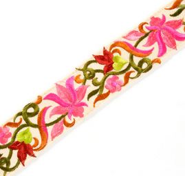 Vyšívaná stuha šantung květy růžové