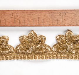 Krajková kovová stuha orientální vzor s flitry zlatá