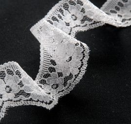 Krajka lem pevnější bílá