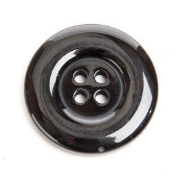 Gombík plastový čtyřdírkový čierny strednej