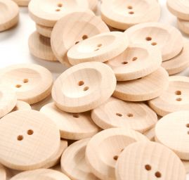 Knoflík dřevěný kulatý 44" přírodní barvy