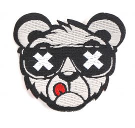 Nažehlovačka medvěd s brýlemi