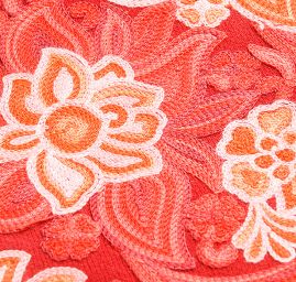 Šála pléd tm.červená s květinvou šedou výšivkou