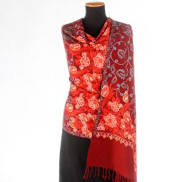 Šála pléd tm.červená s květinvou šedou výšivkou