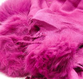 Šál zmes kašmír / hodváb s brmbolcami fialová