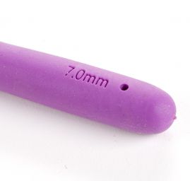 Háček kov se silikonovou ručkou vel. 7 Mina Carin