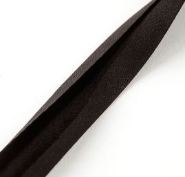 Šikmý proužek bavlna směs zažehlený 2cm černý